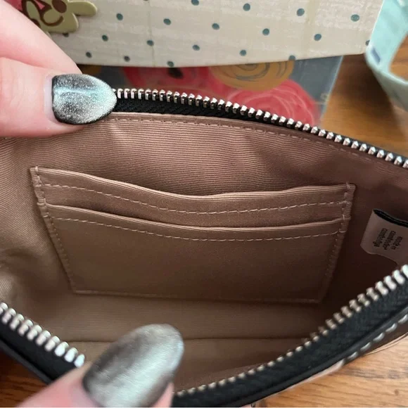 Coach Black and Cream Checkered Wristlet - Picture 4 of 4